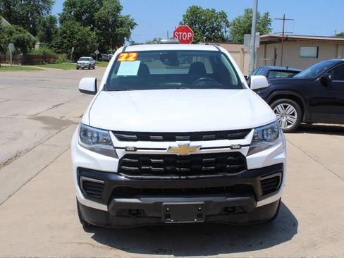 Used 2022 Chevrolet Colorado LT w/ Fleet Safety Package AWD/4WD image 3