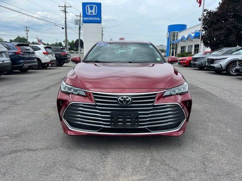 Used 2022 Toyota Avalon XLE w/ Moonroof Package FWD image 8