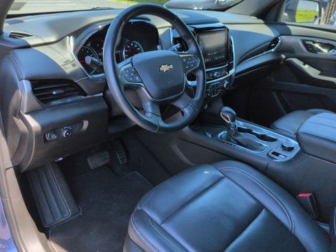 Used 2023 Chevrolet Traverse LT AWD/4WD image 10