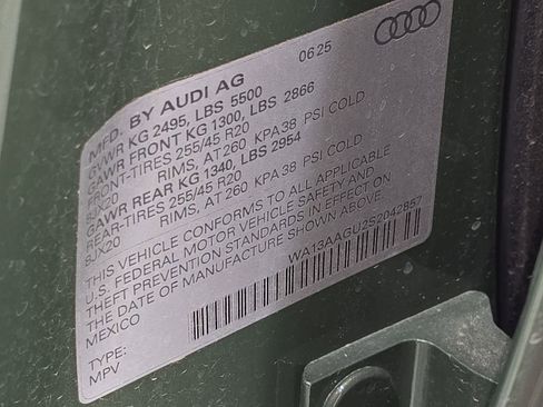 Used 2025 Audi Q5 Prestige AWD/4WD image 37