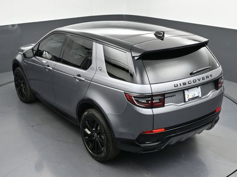 New 2024 Land Rover Discovery Sport Dynamic SE image 39