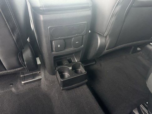 Used 2022 Ford Explorer XLT w/ Equipment Group 202A image 24