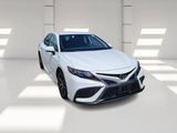 Used 2023 Toyota Camry SE image 3