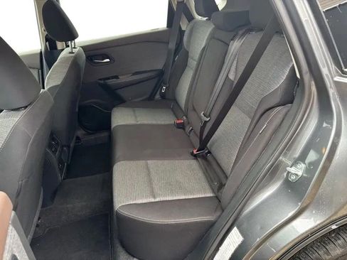 Used 2023 Nissan Rogue SV image 23