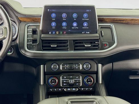 Used 2021 Chevrolet Suburban Premier w/ Premium Package AWD/4WD image 13