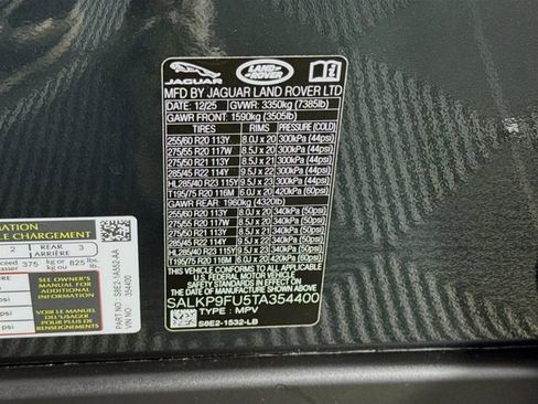 New 2026 Land Rover Range Rover SE image 34