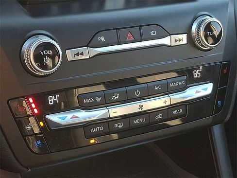 Certified 2020 Ford Explorer ST w/ ST Street Pack image 18