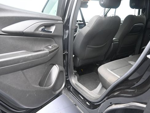 Used 2023 Chevrolet TrailBlazer LT w/ Convenience Package AWD/4WD image 26