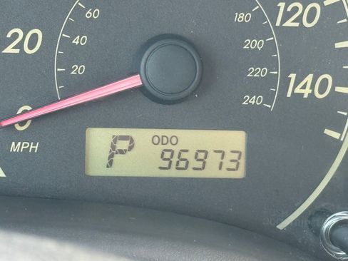 Used 2012 Toyota Corolla LE image 19