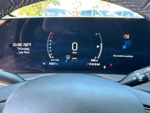 Used 2025 Cadillac XT4 Premium Luxury image 30