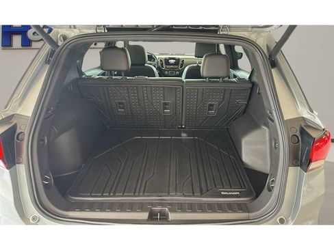 Used 2024 Chevrolet Equinox RS FWD image 18