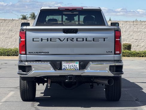Certified 2025 Chevrolet Silverado 3500 LTZ w/ LTZ Convenience Package AWD/4WD image 6