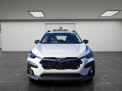 Used 2025 Subaru Crosstrek 2.5i Premium AWD/4WD image 2