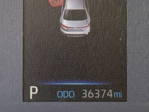 Used 2024 Toyota Corolla LE FWD image 18