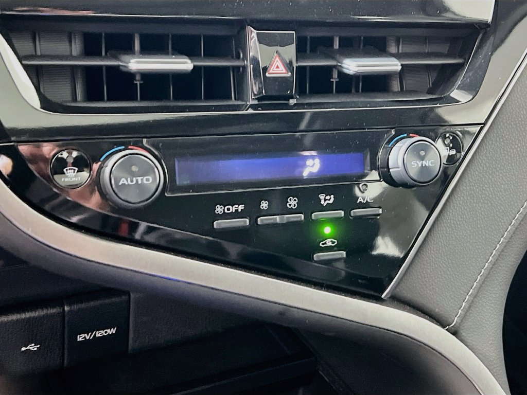 Certified 2023 Toyota Camry SE AWD/4WD image 14