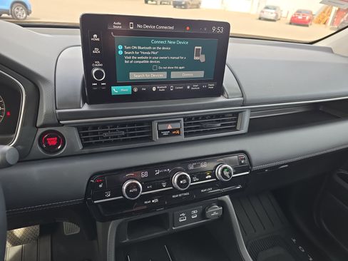 Used 2025 Honda Pilot EX-L image 19
