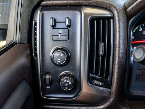 Used 2019 Chevrolet Silverado 3500 LT w/ LT Convenience Package AWD/4WD image 34