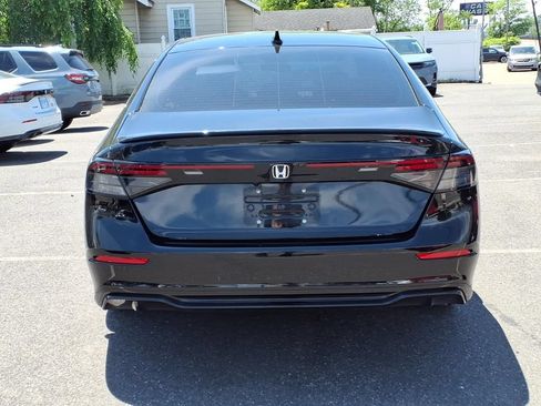Used 2024 Honda Accord Sport image 5