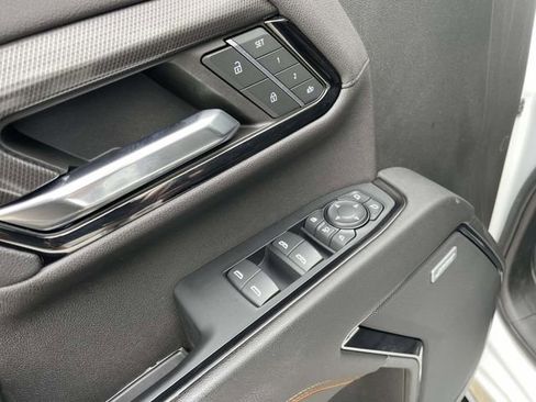 Used 2024 GMC Sierra 2500 AT4 w/ AT4 Premium Plus Package image 14