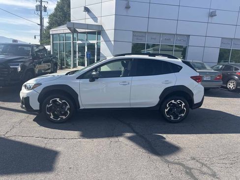 Used 2022 Subaru Crosstrek 2.5i Sport w/ Moonroof Package image 9