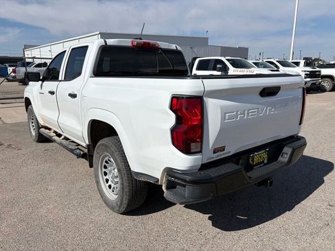 Used 2023 Chevrolet Colorado W/T w/ Technology Package RWD image 3
