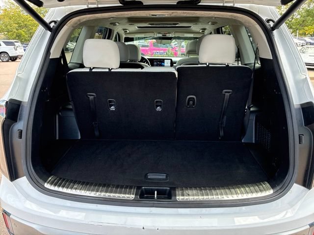 Used 2024 Kia Telluride SX Prestige w/ Towing Package AWD/4WD image 7