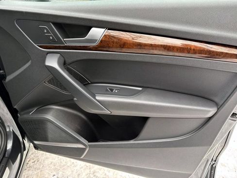 Used 2018 Audi Q5 2.0T Premium Plus w/ Premium Plus Package image 10