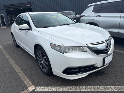 Used 2016 Acura TLX V6 FWD image 2