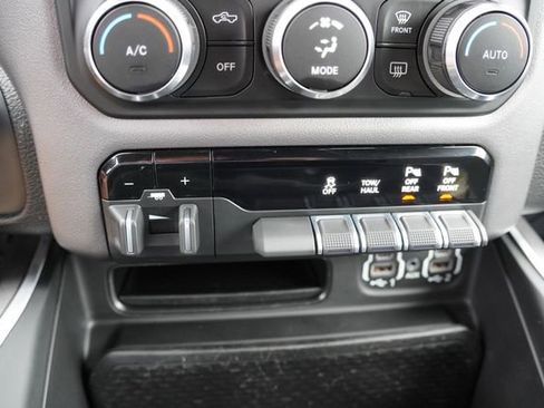 Certified 2020 RAM 1500 Big Horn AWD/4WD image 28