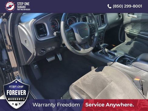 Used 2022 Dodge Charger R/T w/ Plus Group RWD image 11