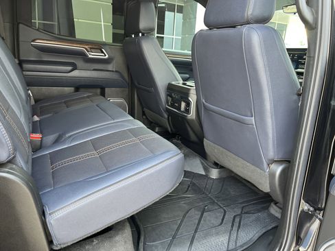 Used 2023 Chevrolet Silverado 1500 High Country w/ High Country Premium Package image 17