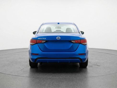 Used 2025 Nissan Sentra SV image 7