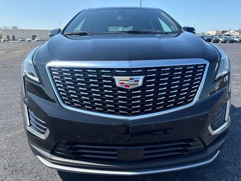 Used 2025 Cadillac XT5 Premium Luxury w/ Technology Package AWD/4WD image 2