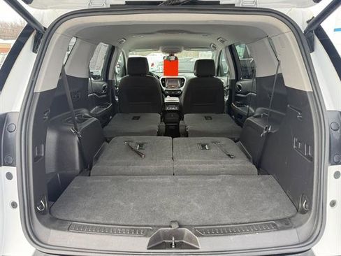 Used 2019 GMC Acadia SLE w/ LPO, Black Accent Package image 28