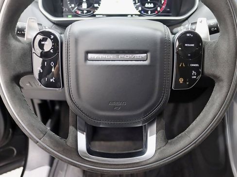 Used 2022 Land Rover Range Rover Sport HST image 14