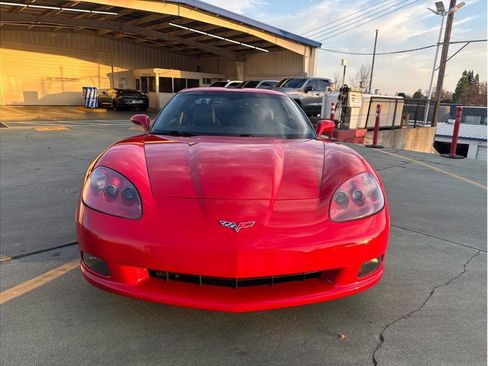Used 2008 Chevrolet Corvette Coupe image 4