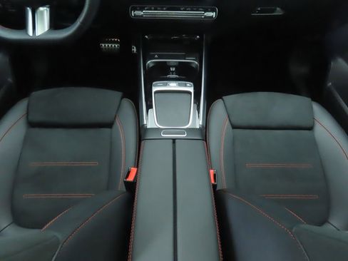 Certified 2025 Mercedes-Benz GLA 250 image 16