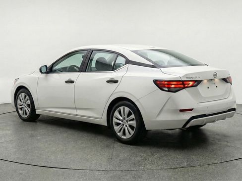 Used 2025 Nissan Sentra S image 5