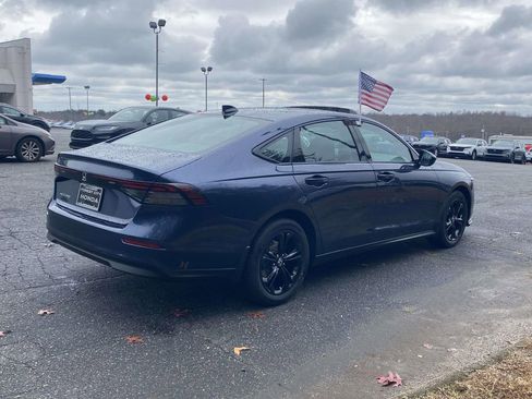 New 2025 Honda Accord SE image 5