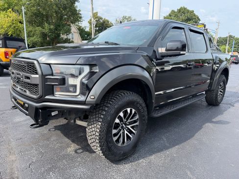 Used 2020 Ford F150 Raptor w/ Equipment Group 802A Luxury AWD/4WD image 3