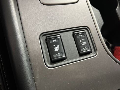 Used 2024 Nissan Murano SV image 32