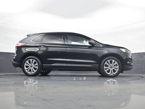 Used 2024 Ford Edge Titanium AWD/4WD image 25