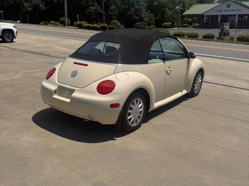 Used 2005 Volkswagen Beetle GLS FWD image 6