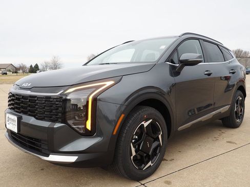 New 2026 Kia Sportage EX image 18