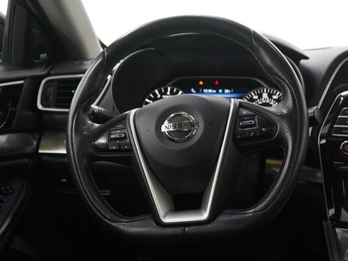 Used 2022 Nissan Maxima SL image 15