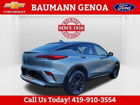 Used 2024 Buick Envista Sport Touring w/ Convenience I Package FWD image 5