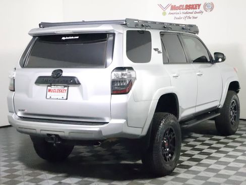 Used 2019 Toyota 4Runner TRD Off-Road Premium AWD/4WD image 5