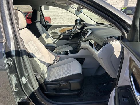 Used 2021 GMC Terrain SLE AWD/4WD image 26