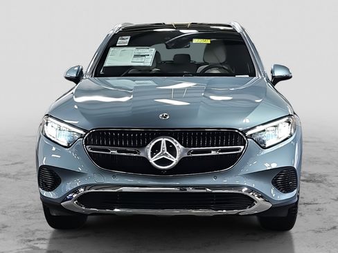 New 2026 Mercedes-Benz GLC 300 image 2