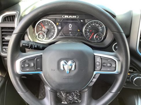 New 2026 RAM 1500 Express AWD/4WD image 10